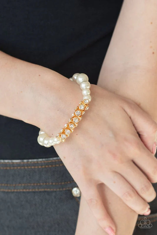 Traffic-Stopping Sparkle - Gold Bracelet
