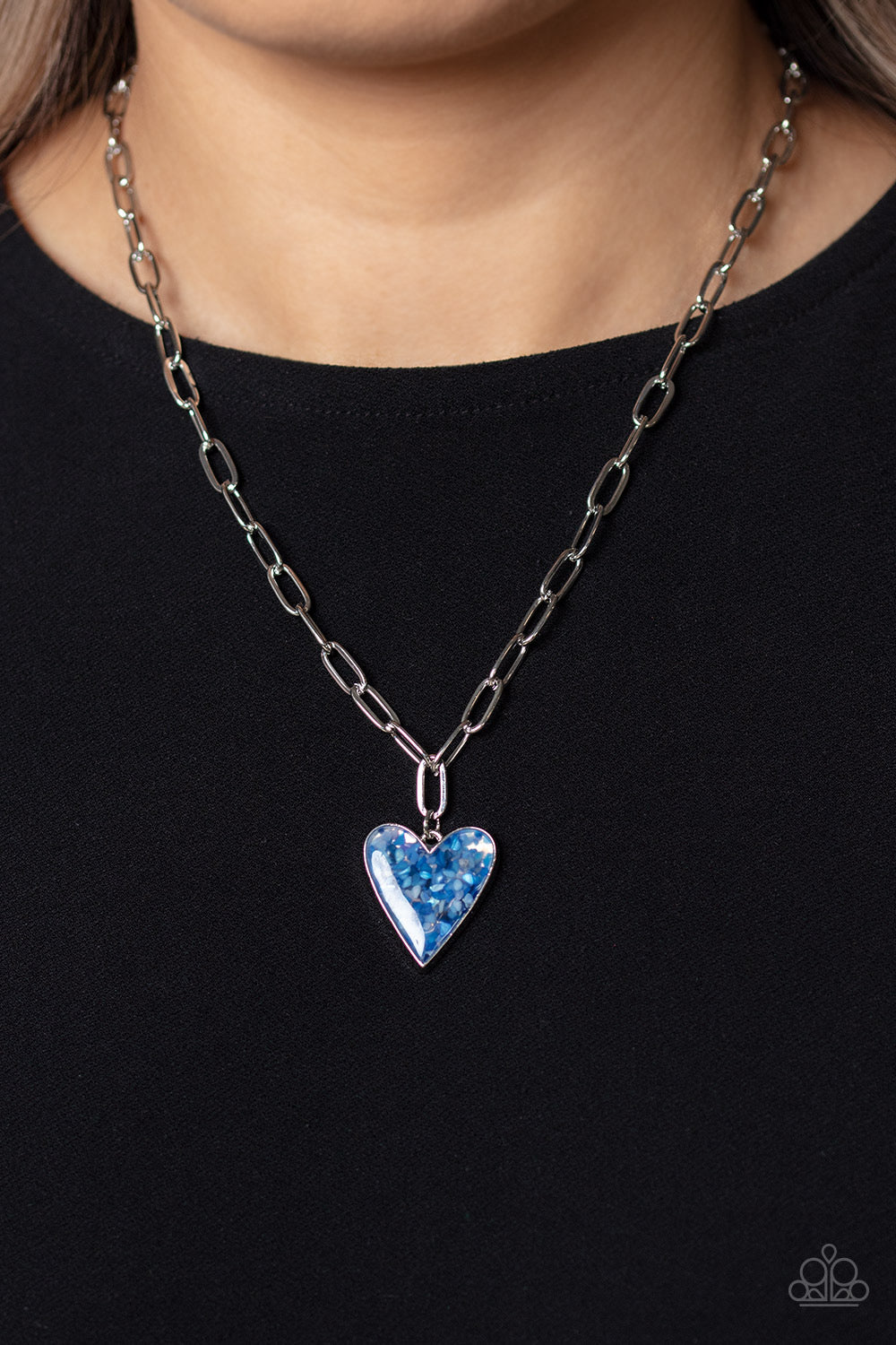 Paparazzi Kiss and SHELL - Blue Heart Necklace -Paparazzi Jewelry Images