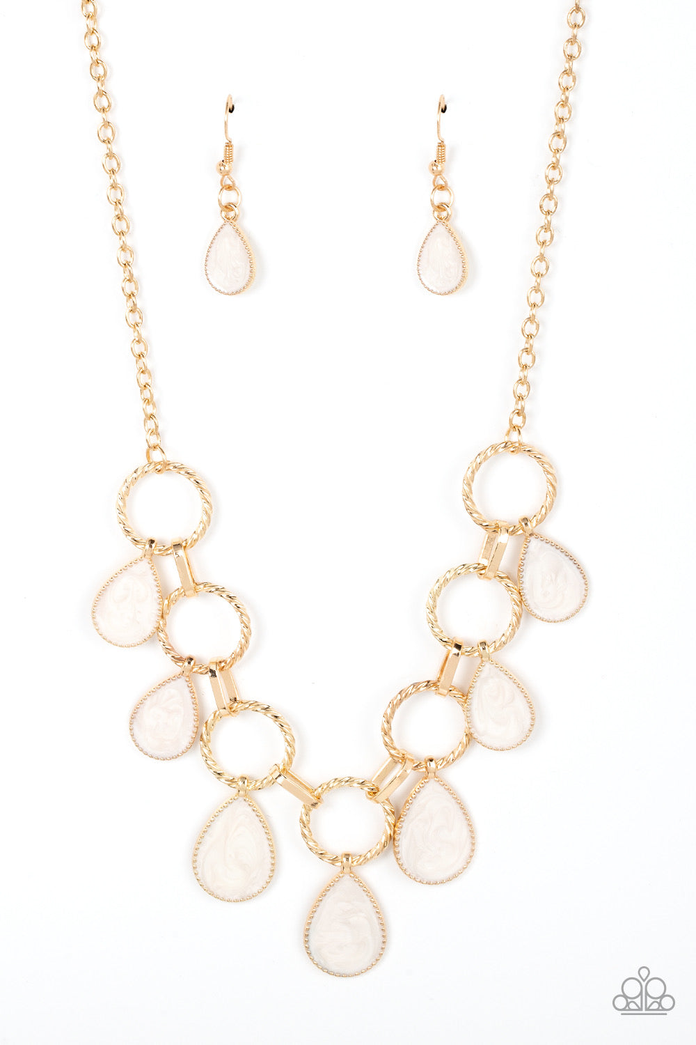 Paparazzi Golden Glimmer - Gold Necklace