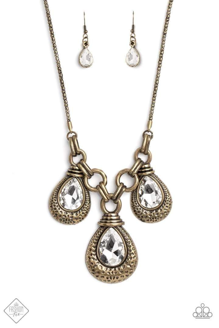 Magnificent Musing - Complete Trend Blend - January 2023 Fashion Fix