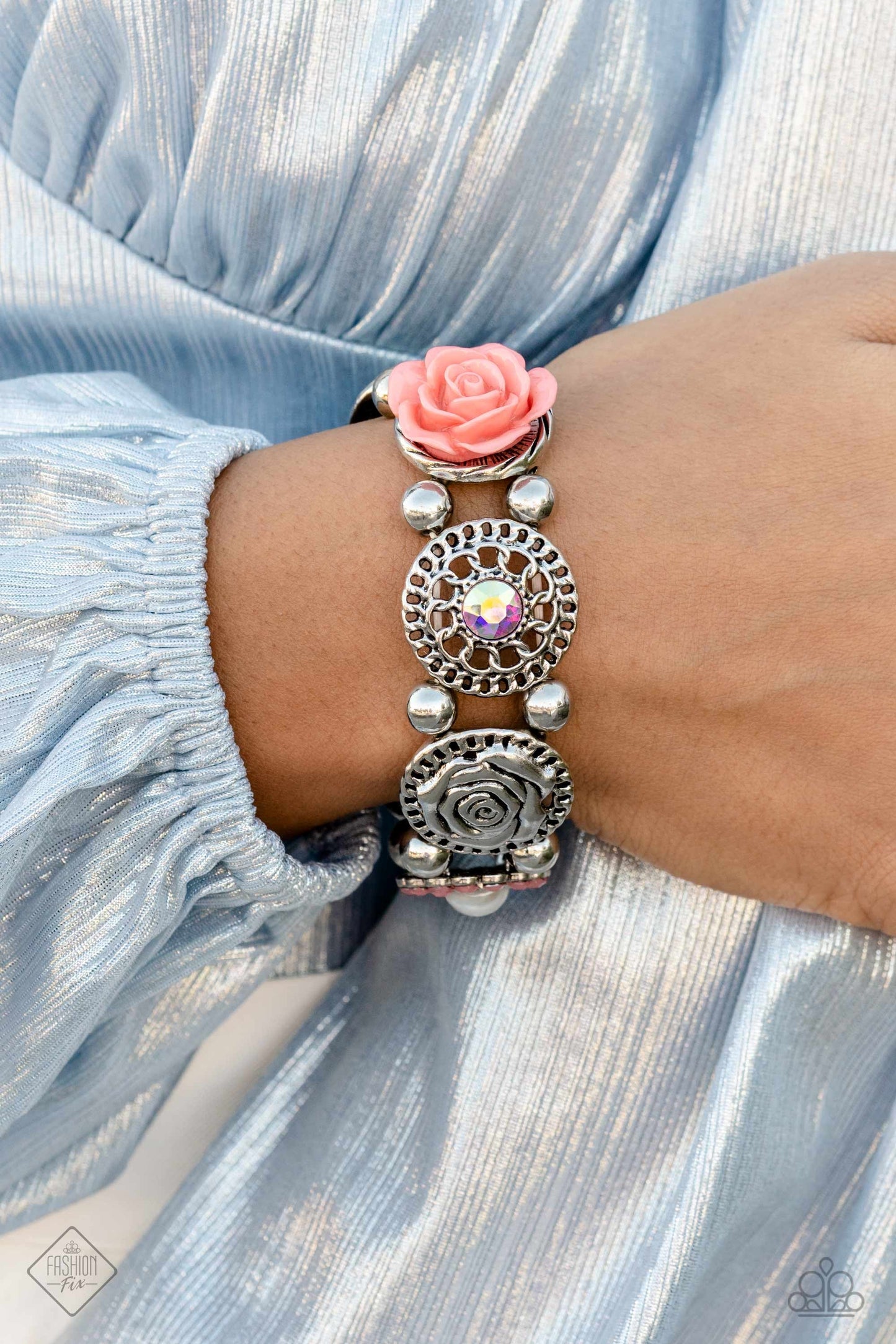 Paparazzi Glimpses of Malibu - Complete Trend Blend- February 2023 Fashion Fix-Paparazzi Jewelry Images