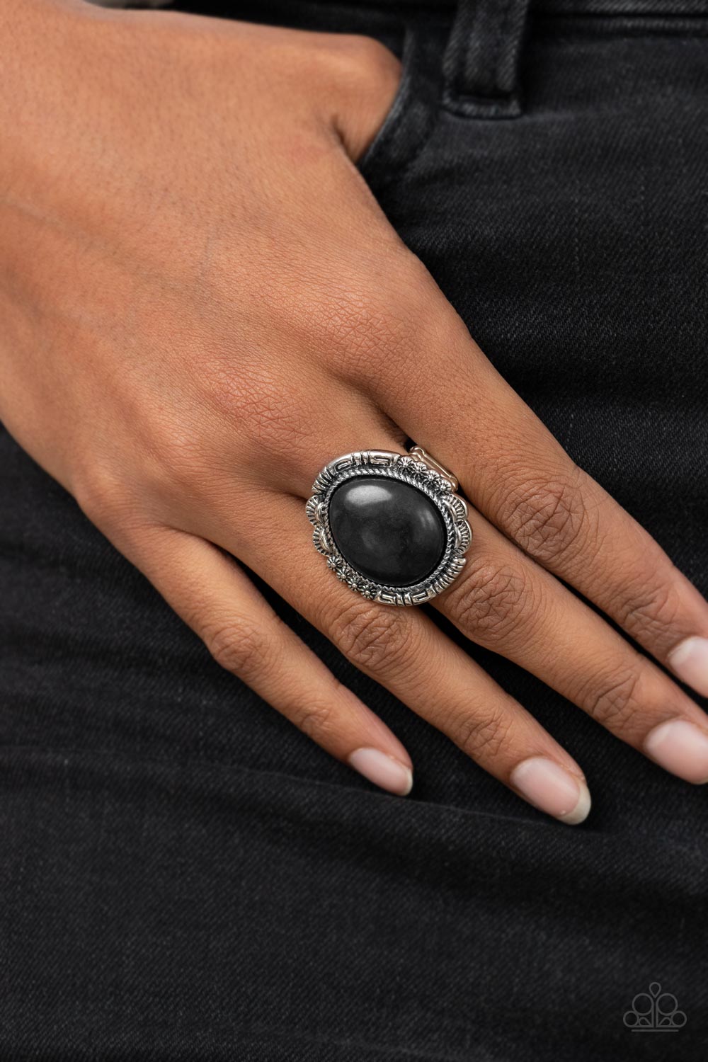 Salt of The Earth - Black Ring
