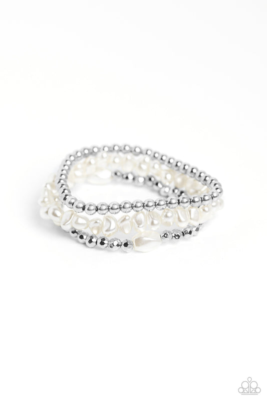 Paparazzi Effulgent Exchange - White Bracelet