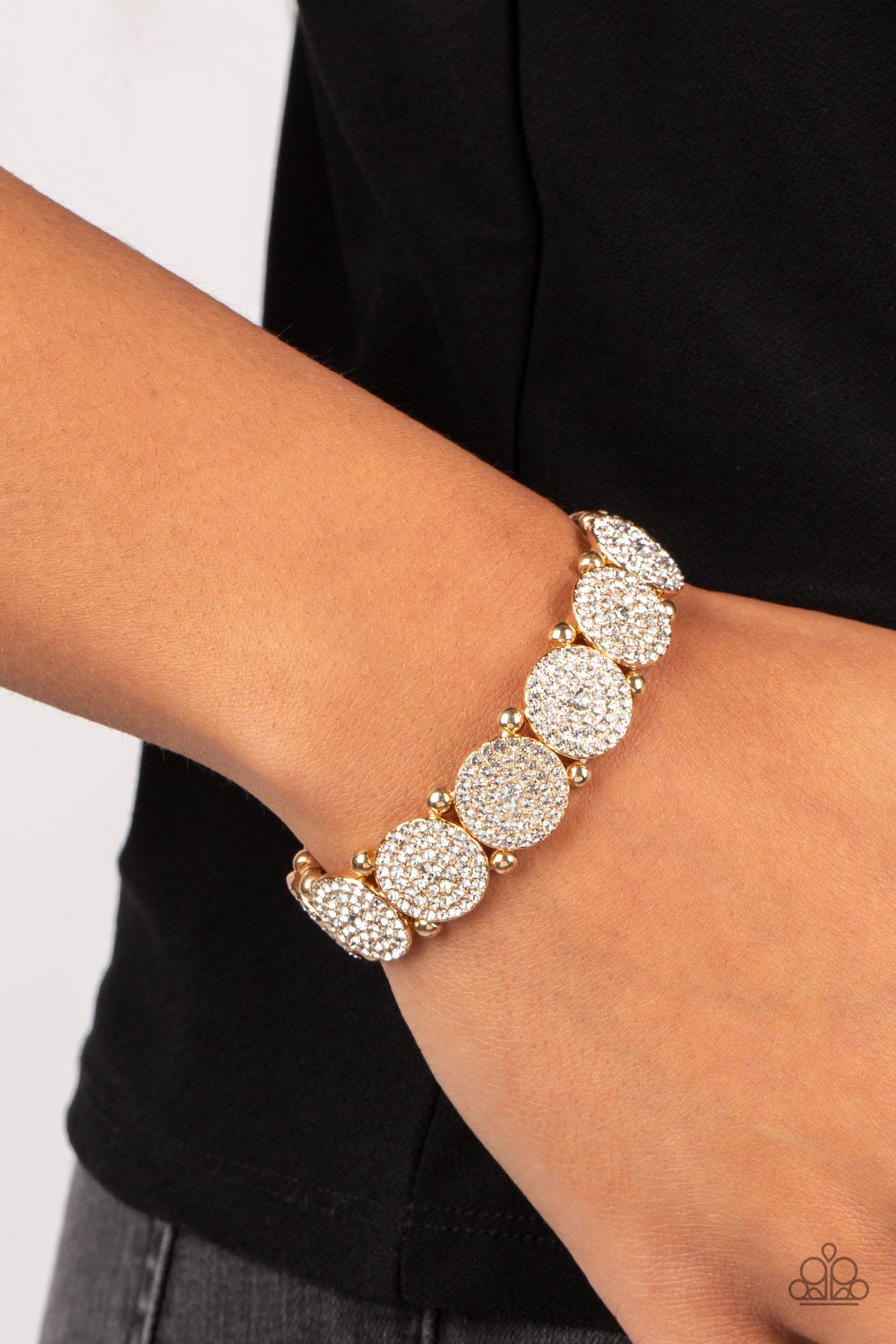 Paparazzi Palace Intrigue - Gold Bracelet - Pusher P