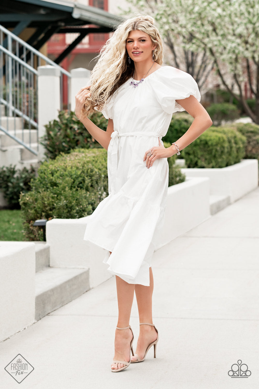 Paparazzi Glimpses of Malibu -June 2022 Fashion Fix Set - Pusher P