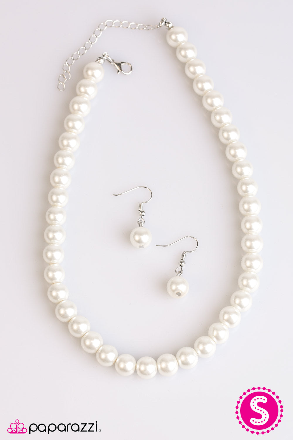 Not Your Mamas Pearls - White Necklace
