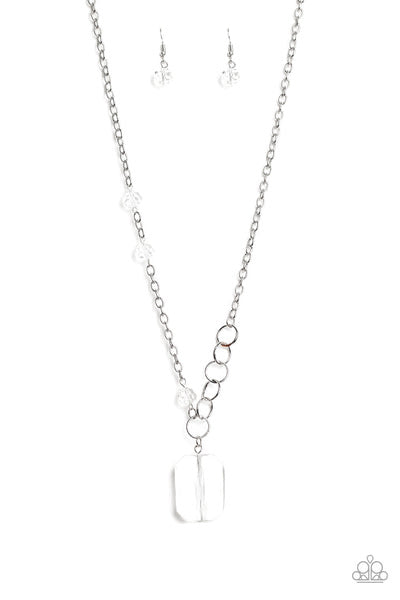 Paparazzi Never a Dull Moment - Necklace White - Pusher P