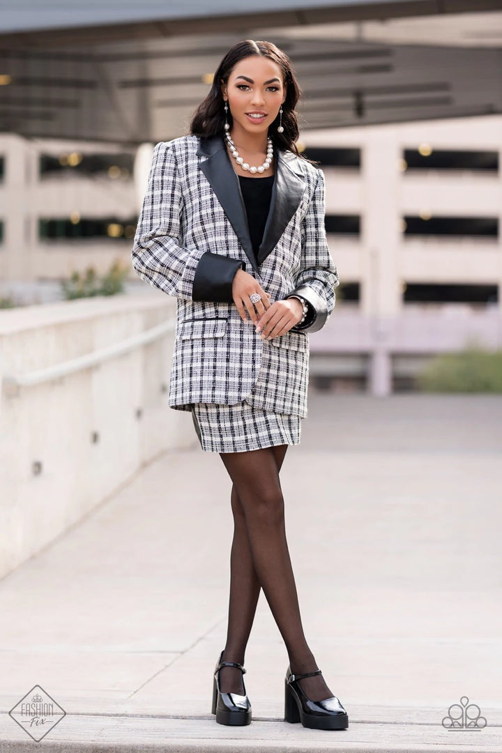 Paparazzi Fashion Fix Fiercely 5th Avenue Complete Trend Blend Set April 2022 - Pusher P