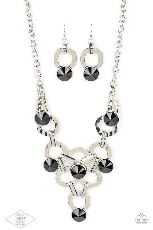 Paparazzi The Karla 2016 Zi Collection Silver Necklace - Pusher P