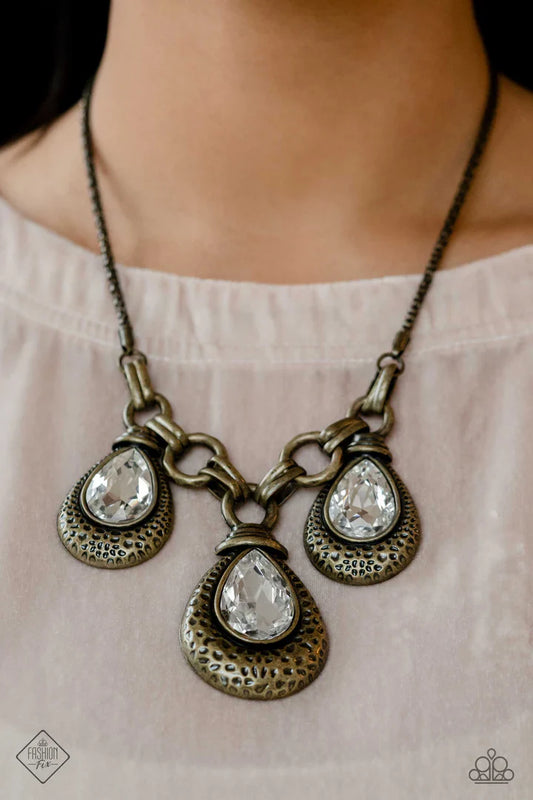 Magnificent Musing - Complete Trend Blend - January 2023 Fashion Fix
