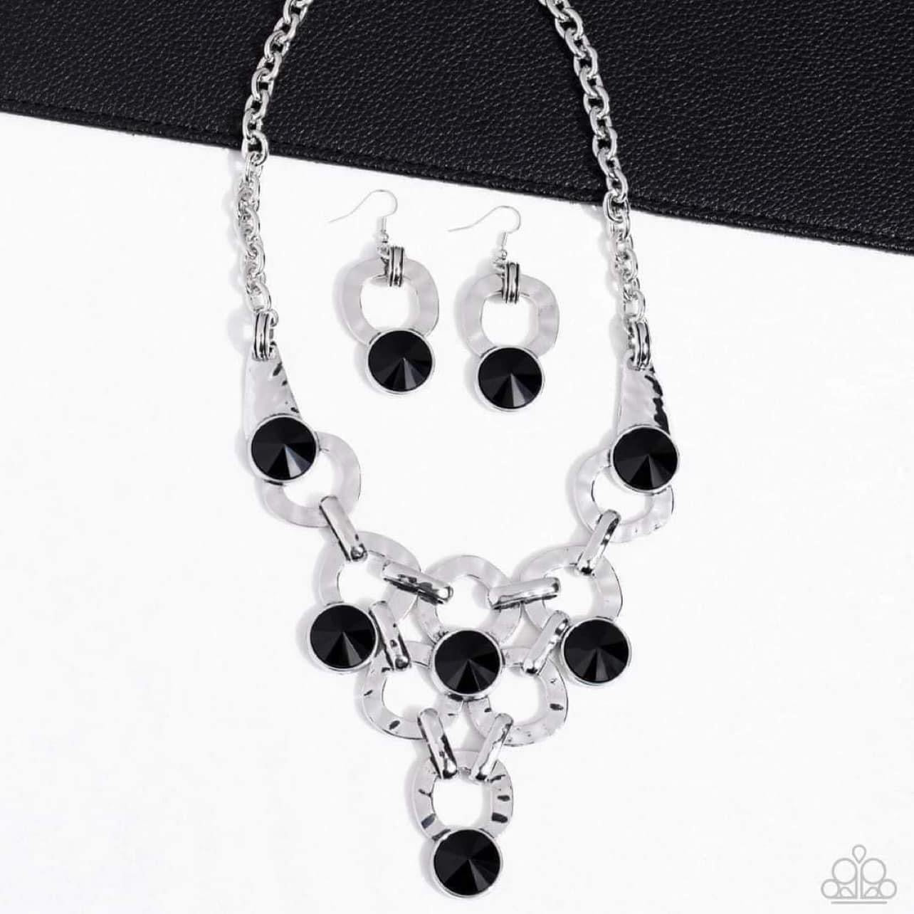 Paparazzi The Karla 2016 Zi Collection Silver Necklace - Pusher P