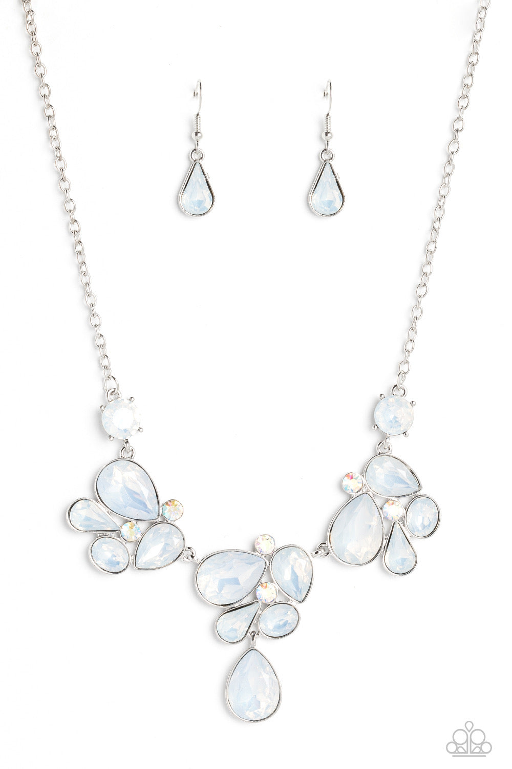 Everglade Escape - White Necklace | Paparazzi Accessories