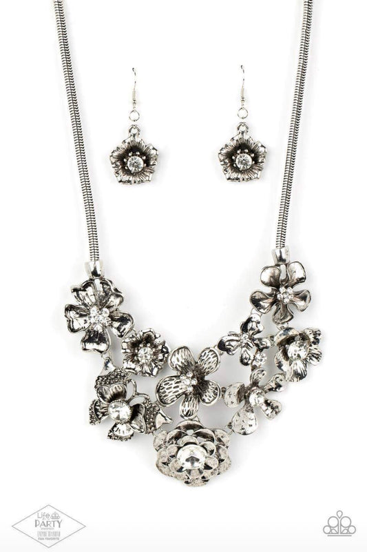 Paparazzi Empire Diamond Exclusive- 2012 Zi Collection Necklace - Pusher P