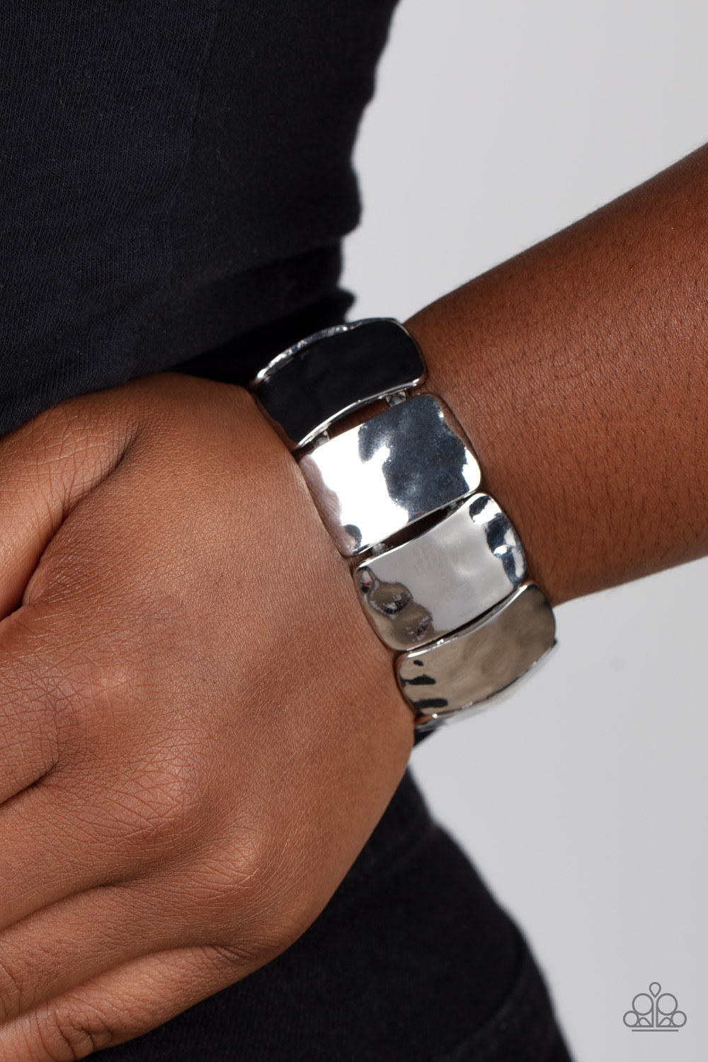 Paparazzi Molten Maverick - Silver Bracelet - Pusher P