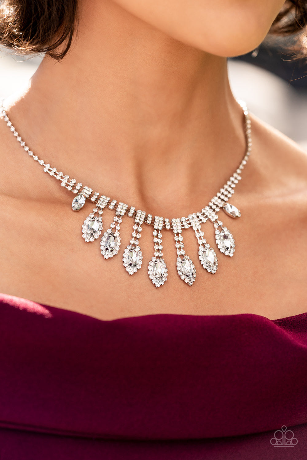 REIGNING Romance - White Necklace- November 2022 Life of the Party