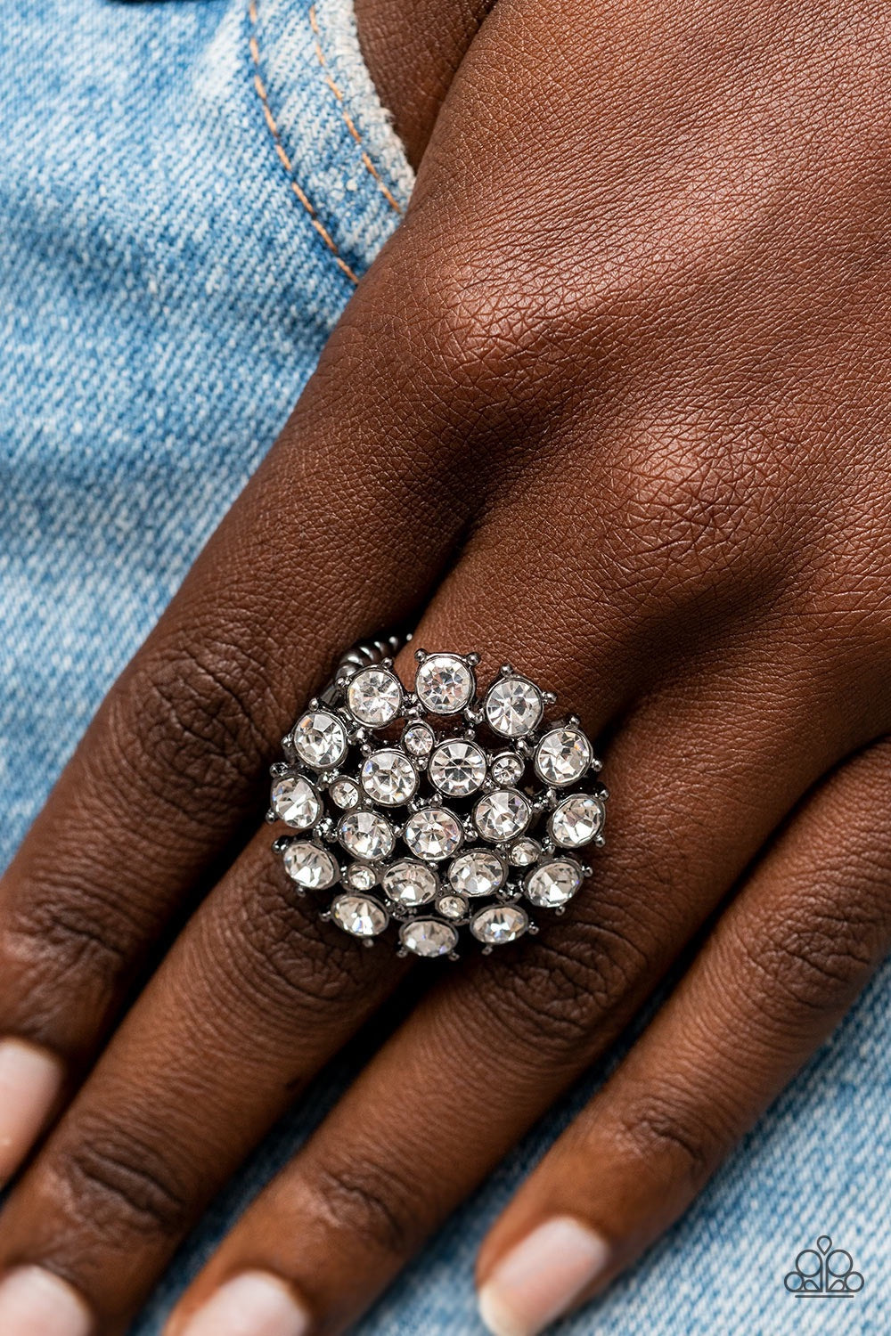 Paparazzi SELFIE-Confidence - Black Ring - Pusher P