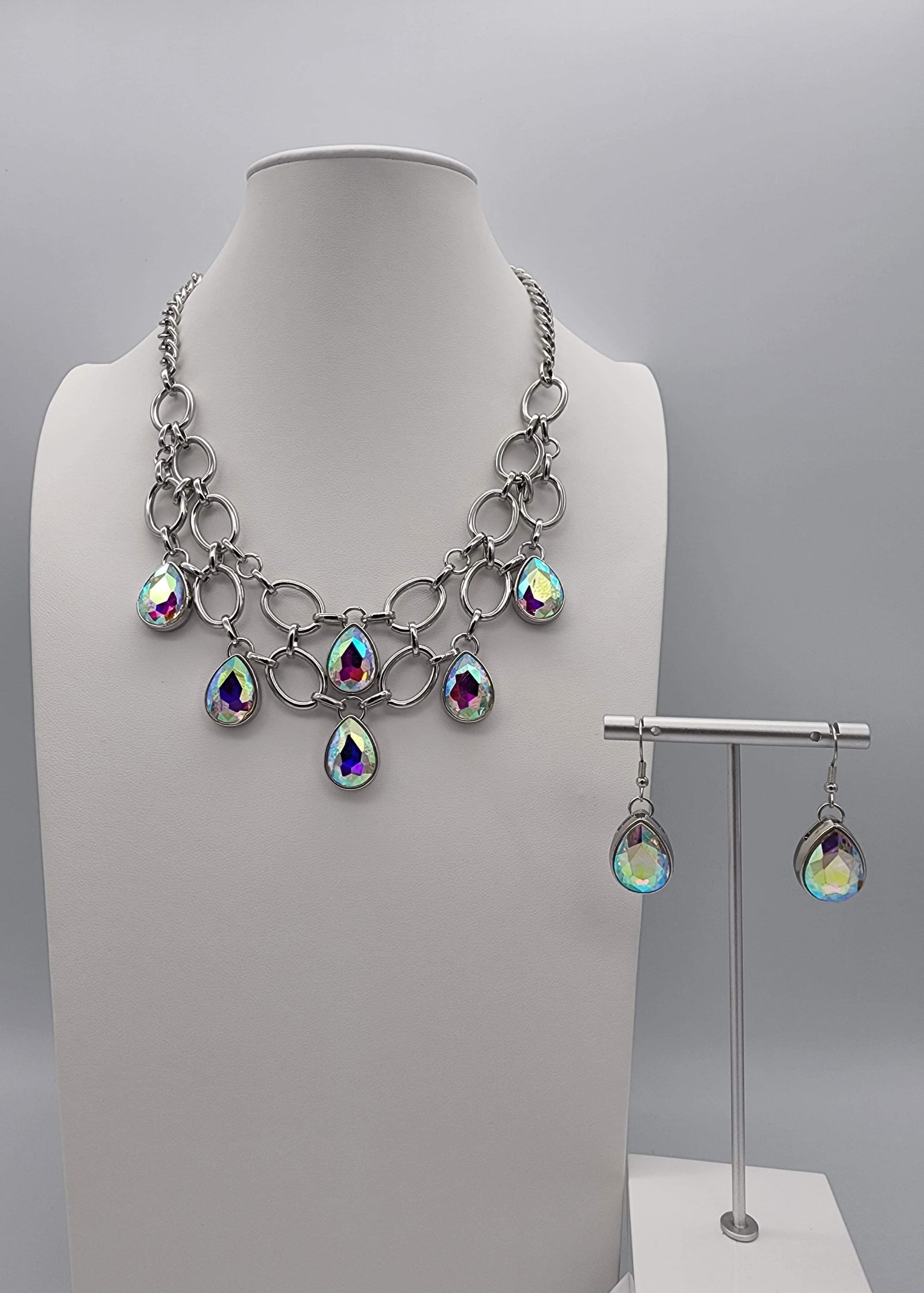 Paparazzi Show-Stopping Shimmer - Multi Necklace- Life of the Party Pink Diamond Exclusive - Pusher P