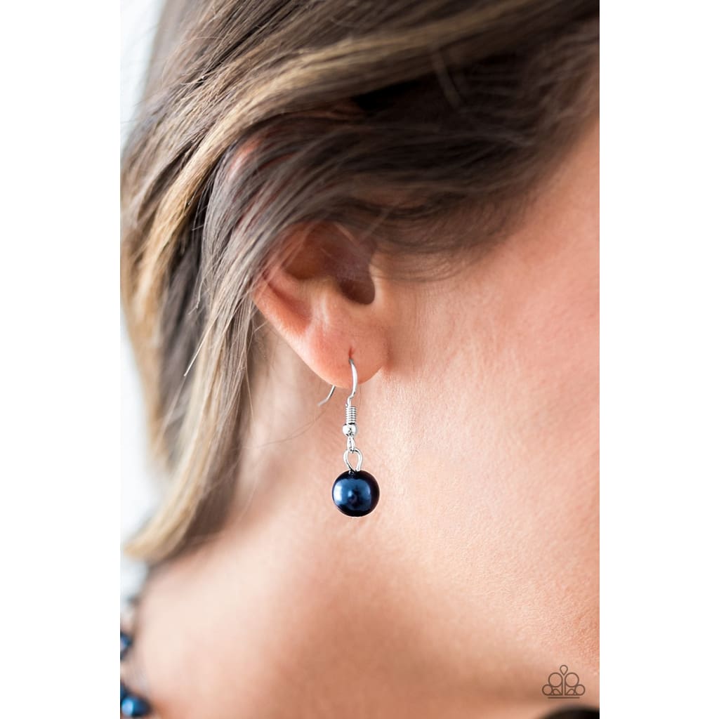 Paparazzi Absolutely Fab-YOU-lous! - Blue Pearl Necklace