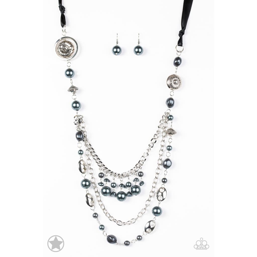 Paparazzi All The Trimmings - Black Blockbuster Necklace