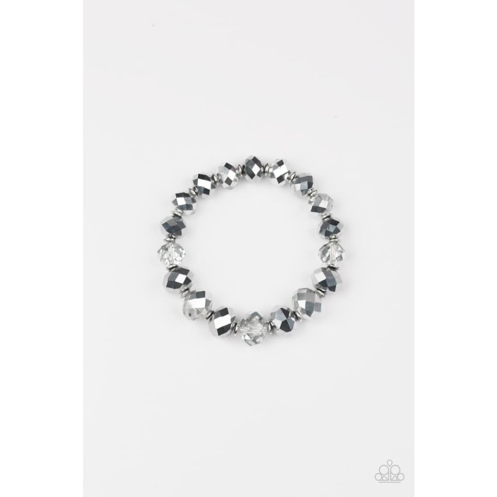 Paparazzi Beautifully Bewitching - Silver