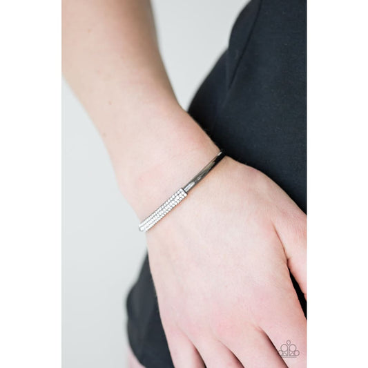 Paparazzi CACHE Only Black/Gunmetal