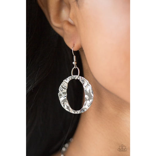 Paparazzi Capital Contour - Silver