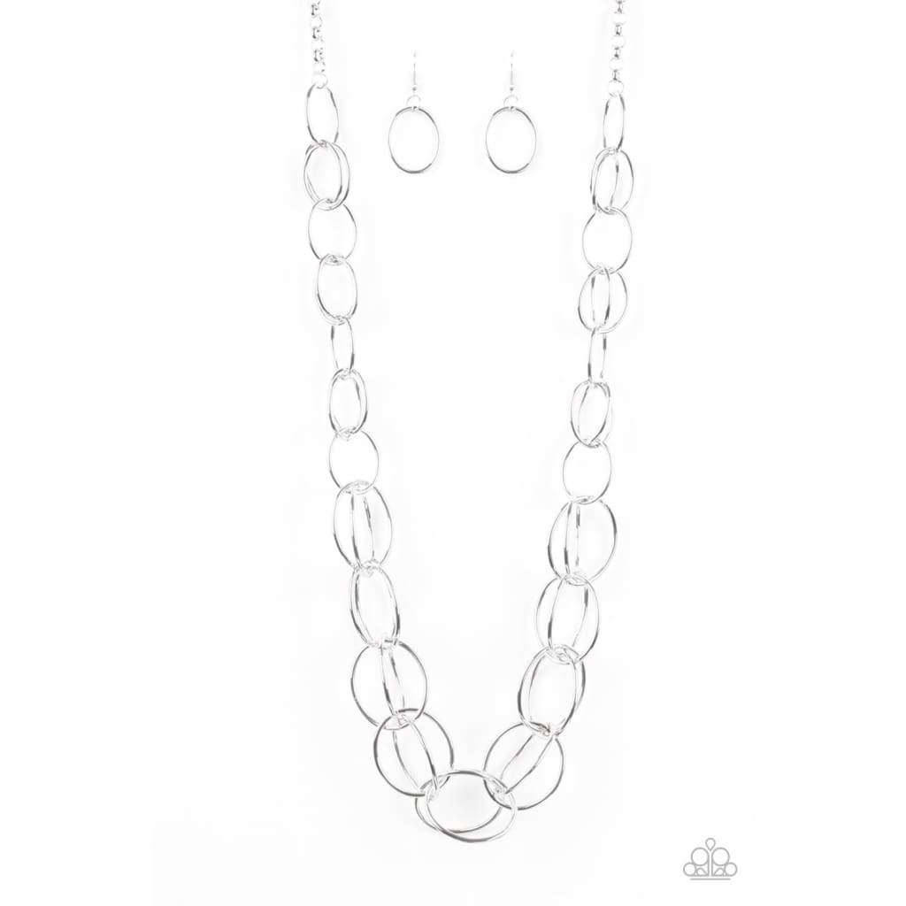 Paparazzi Elegantly Ensnared - Silver