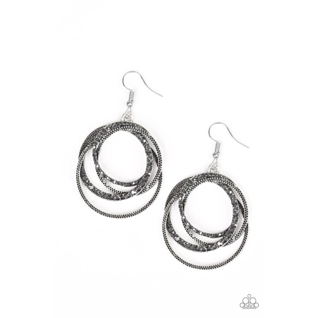 Paparazzi Elegantly Entangled - Silver