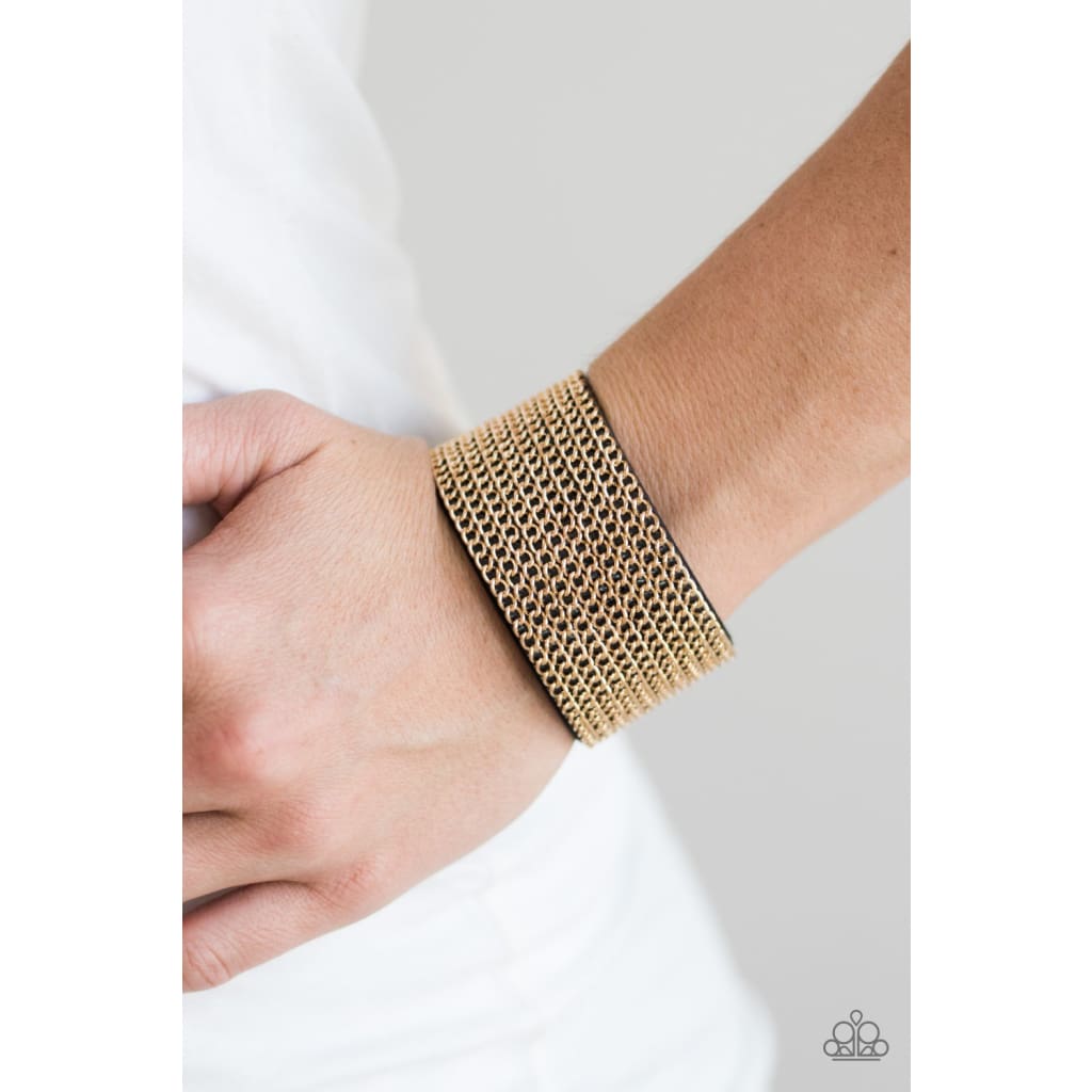 Paparazzi GLAM Of Steel - Black