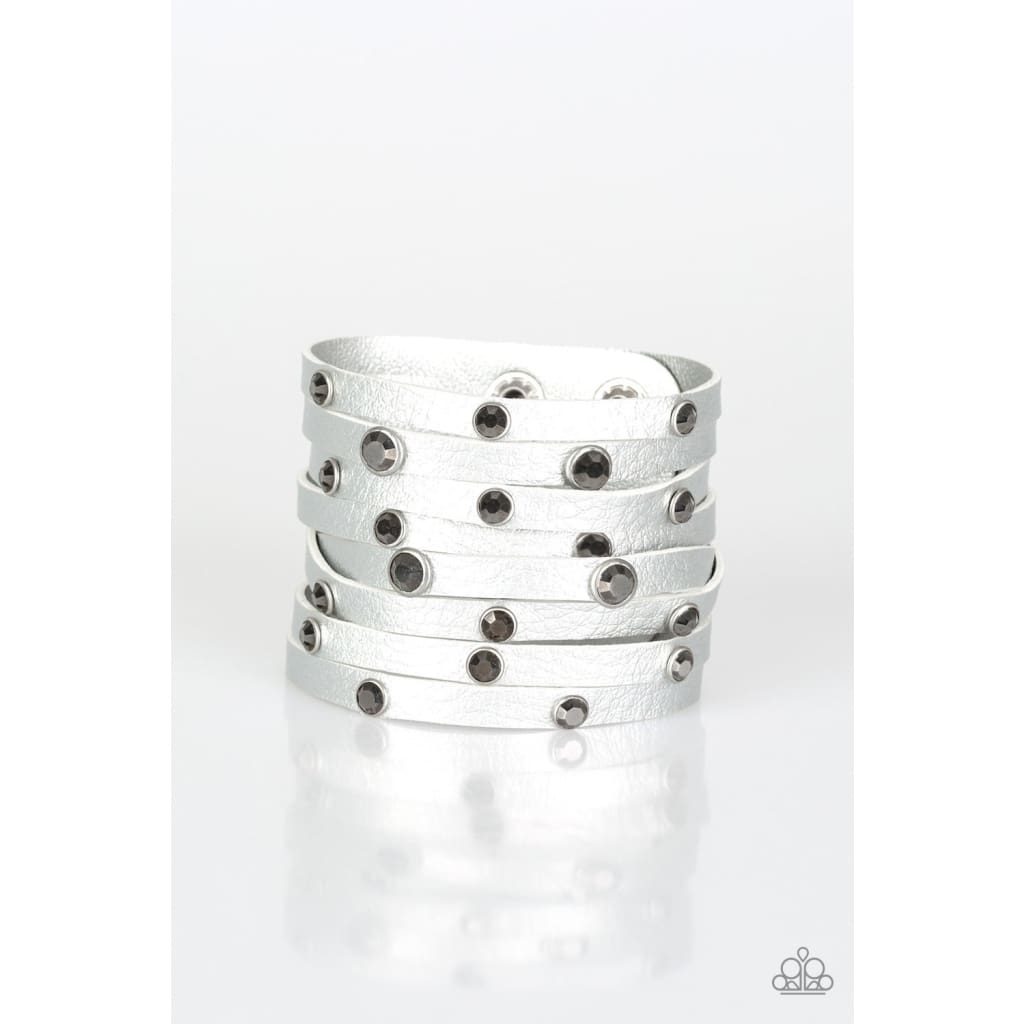 Paparazzi Go-Getter Glamorous - Silver
