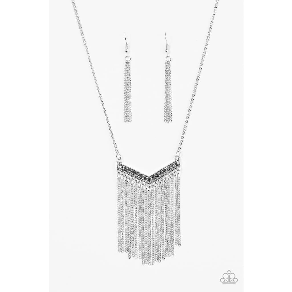 Paparazzi Gotta Have Fringe - Silver