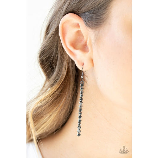 Paparazzi Grunge Meets Glamour - Black