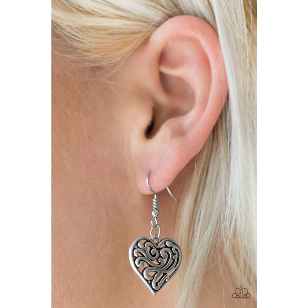 Paparazzi Heart Heaven - Silver