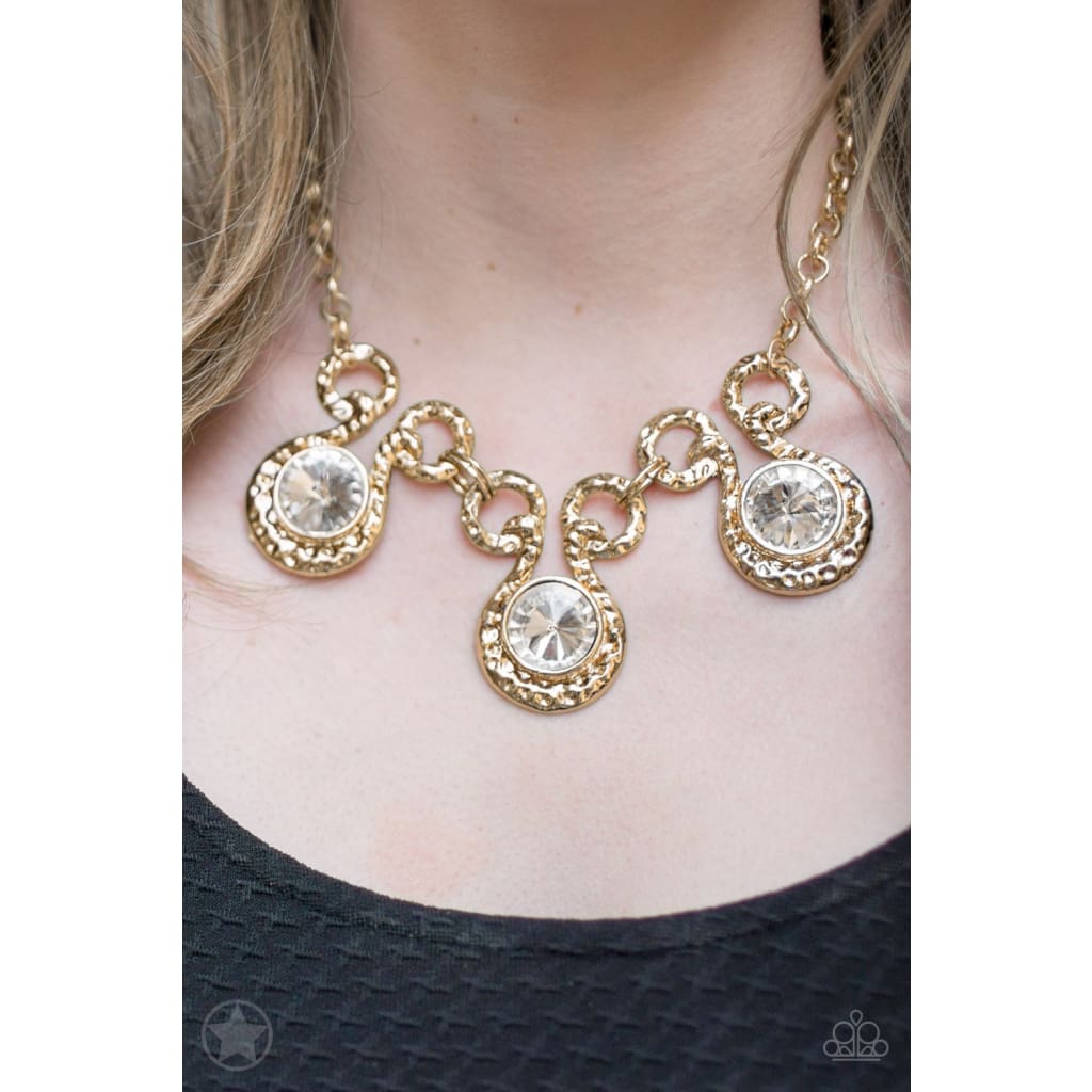 Paparazzi Hypnotized - Gold