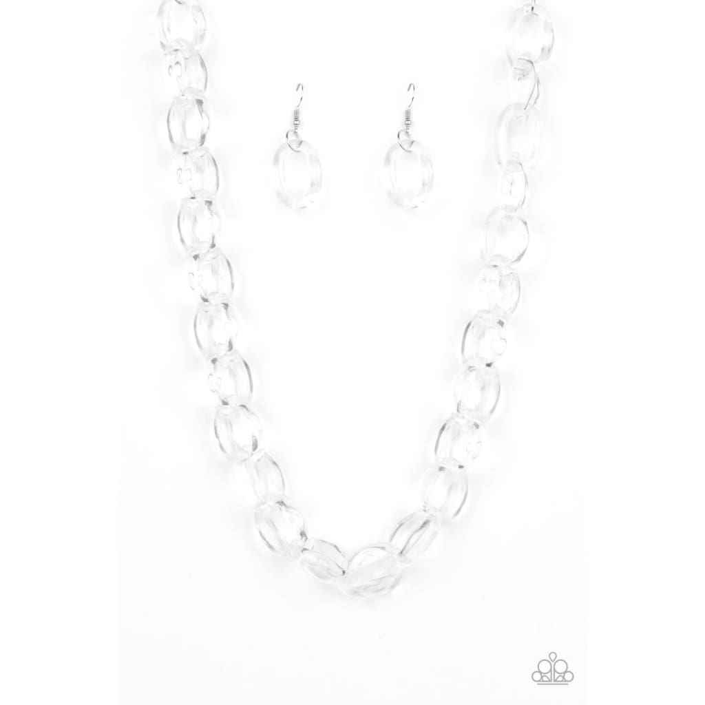 Paparazzi Ice Queen - White Necklace
