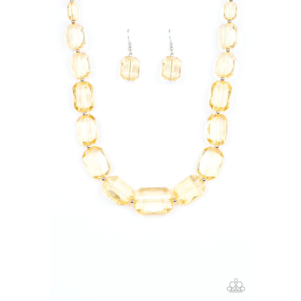Paparazzi ICE Versa - Yellow
