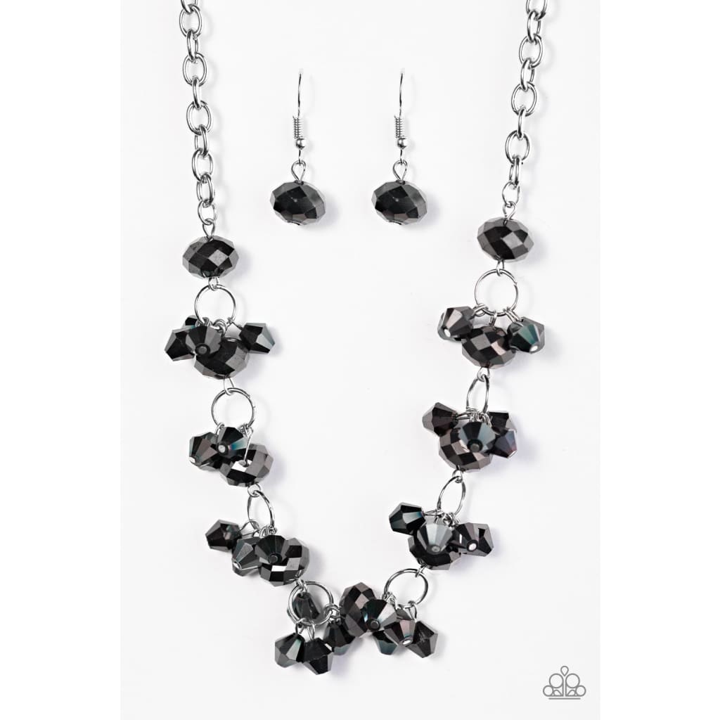 Paparazzi Instant Stardom - Black Necklace