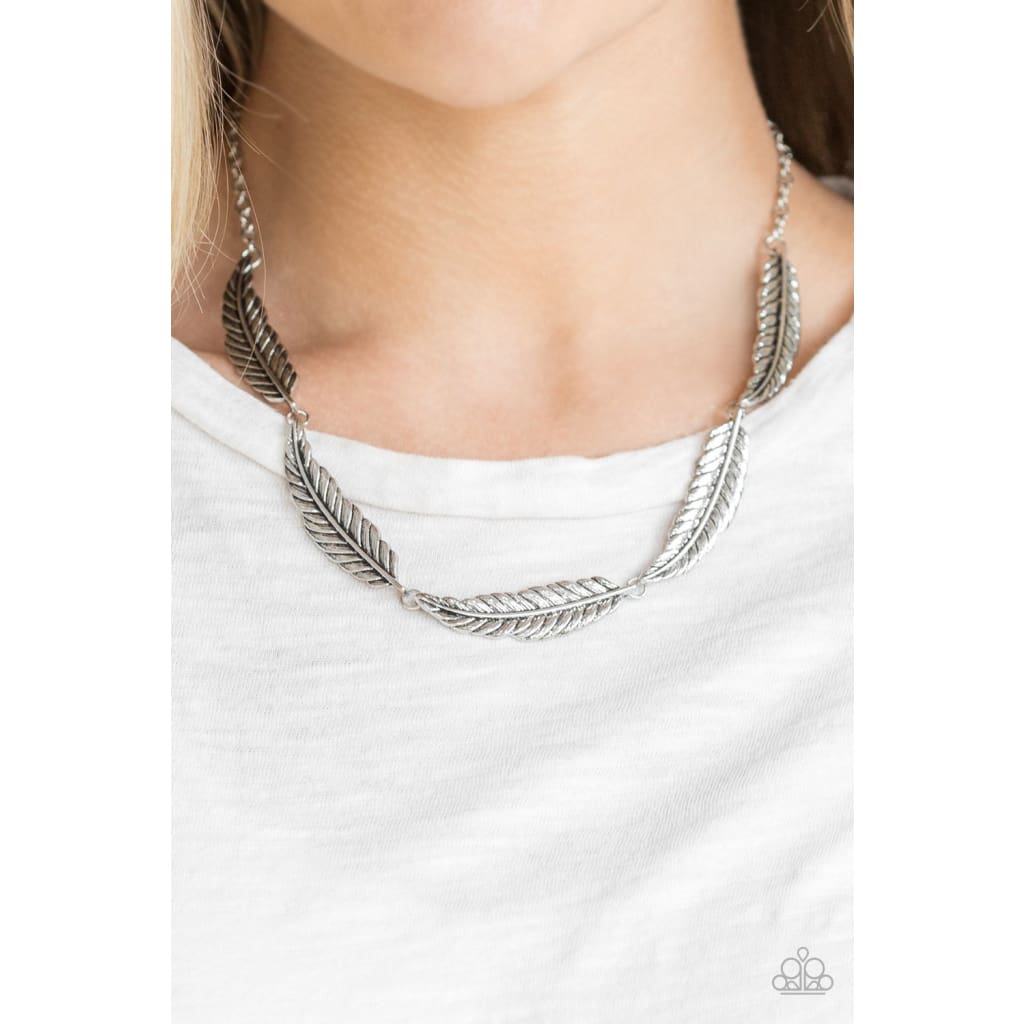 Paparazzi Light Flight - Silver
