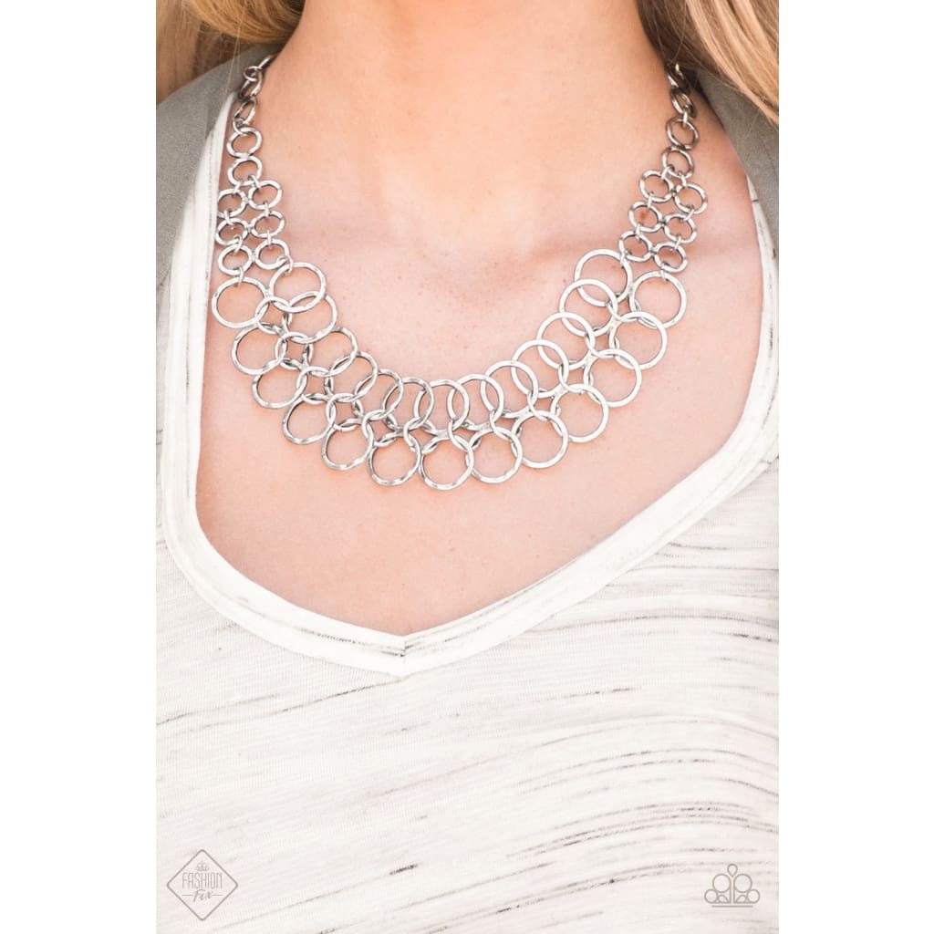 Paparazzi Metro Maven - Silver Necklace