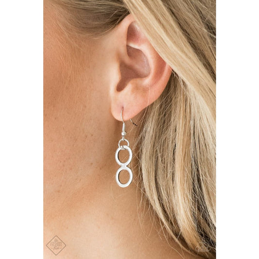Paparazzi Metro Maven - Silver Necklace