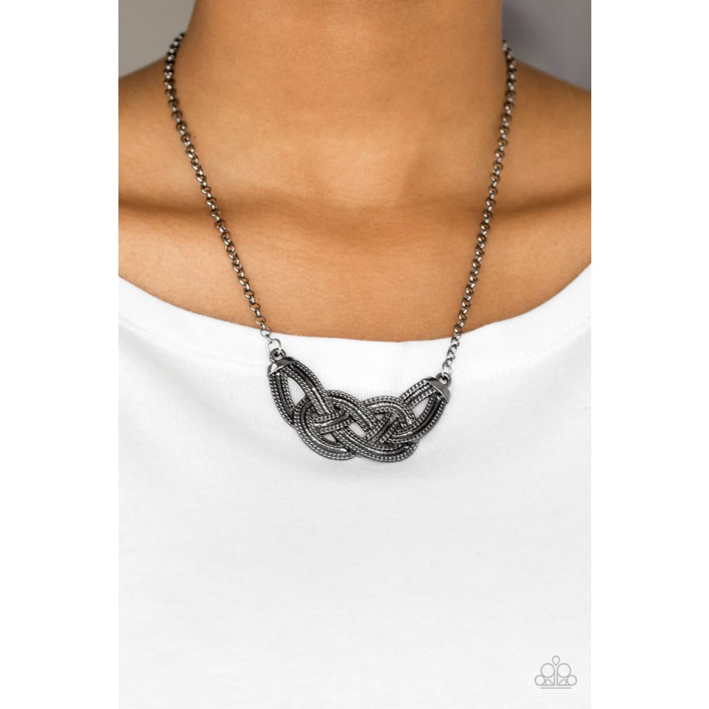 Paparazzi Nautically Naples - Black/Gunmetal