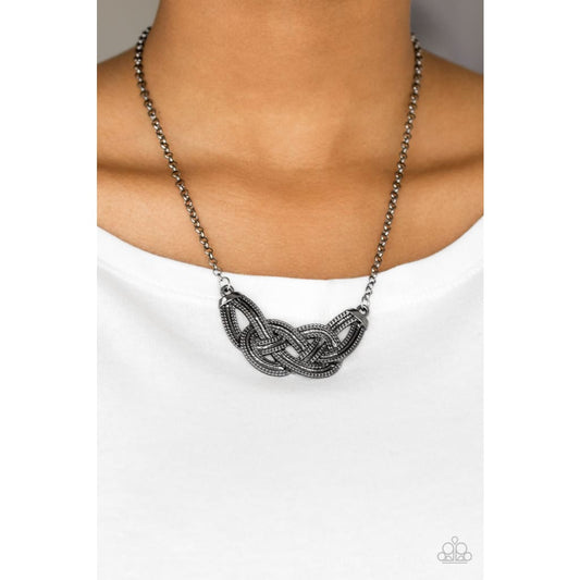 Paparazzi Nautically Naples - Black/Gunmetal