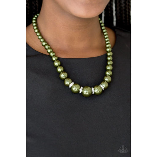 Paparazzi Party Pearls Green