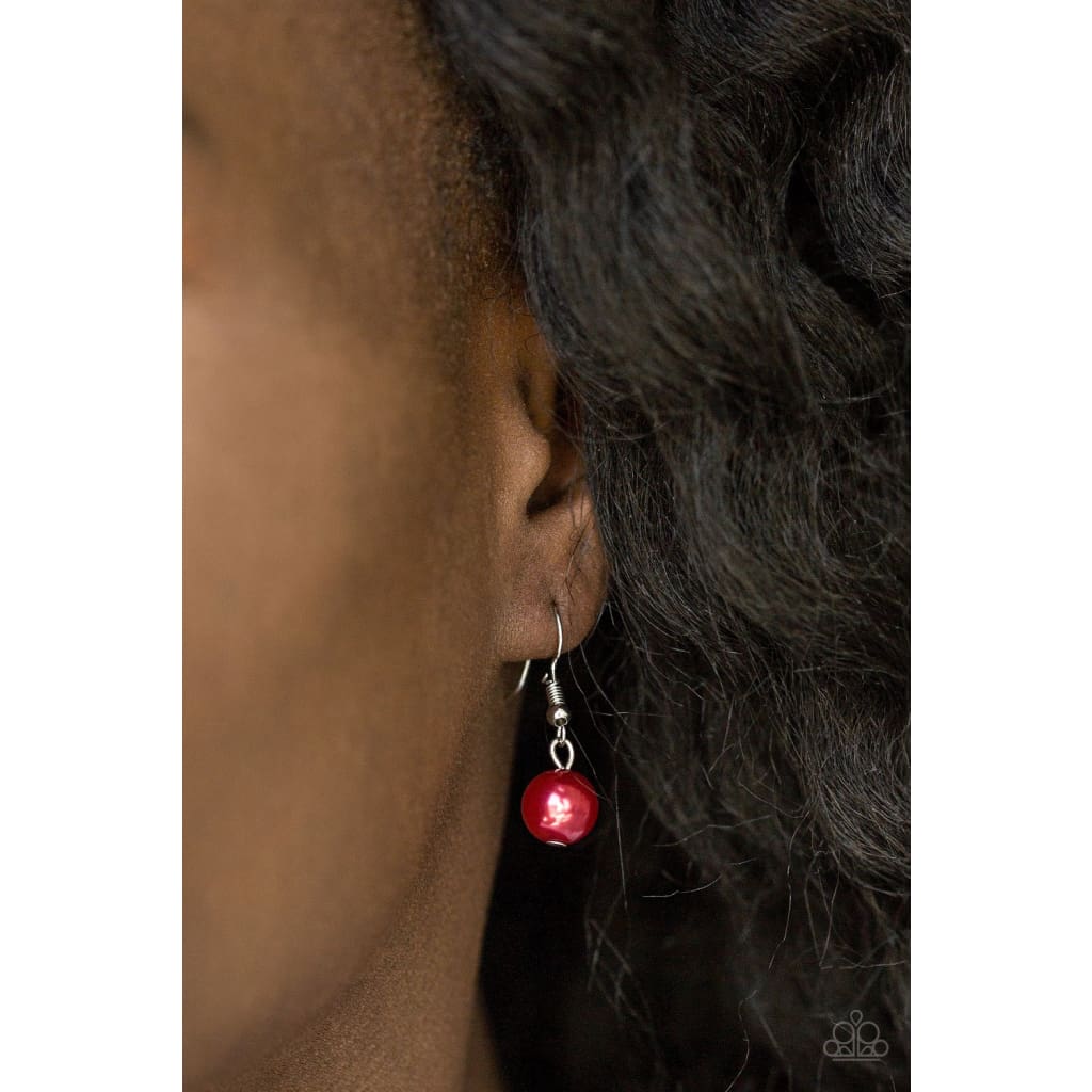 Paparazzi Party Pearls Red