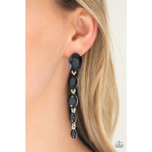 Paparazzi Red Carpet Radiance - Black