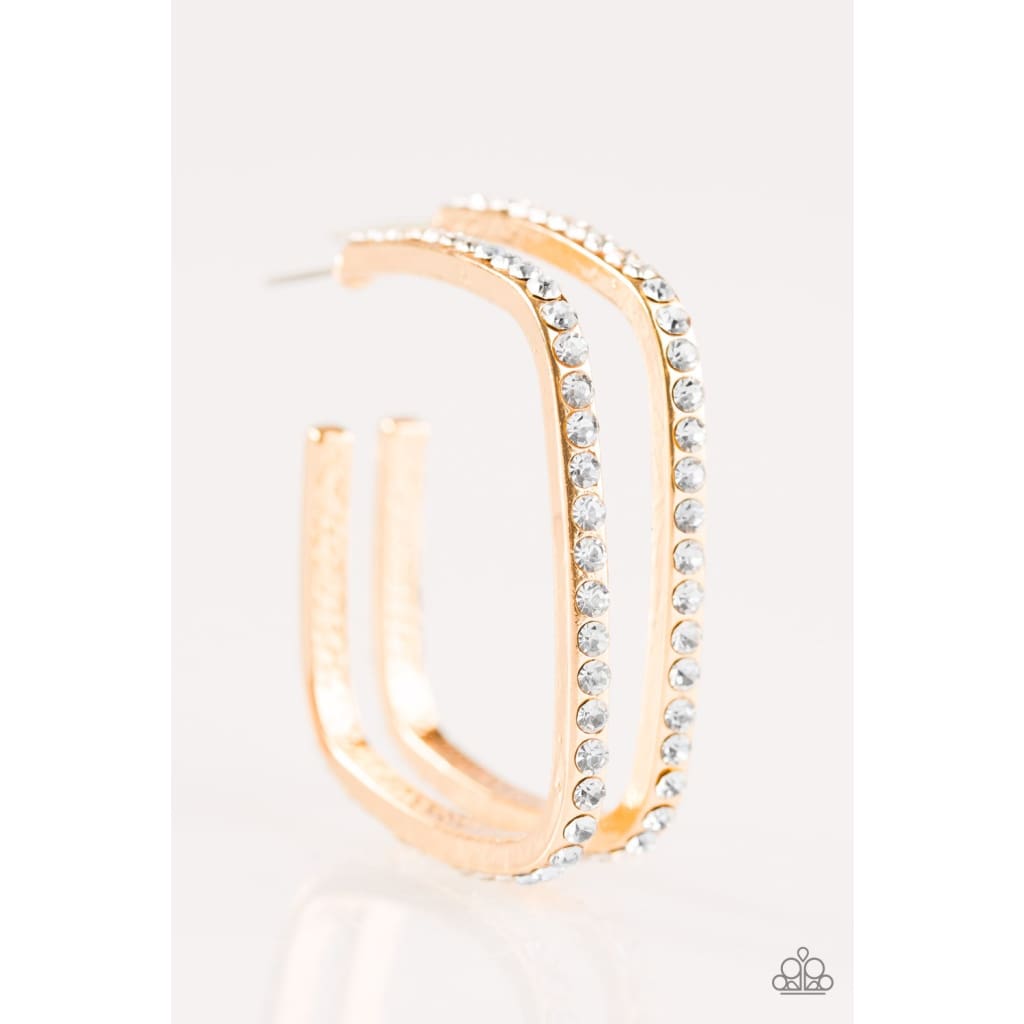 Paparazzi Send In The HOOPS - Gold