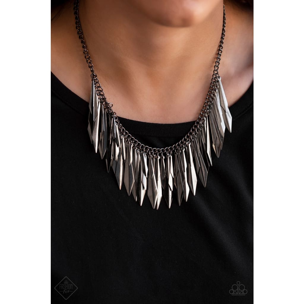 Paparazzi The Thrill-Seeker - Black/Gunmetal